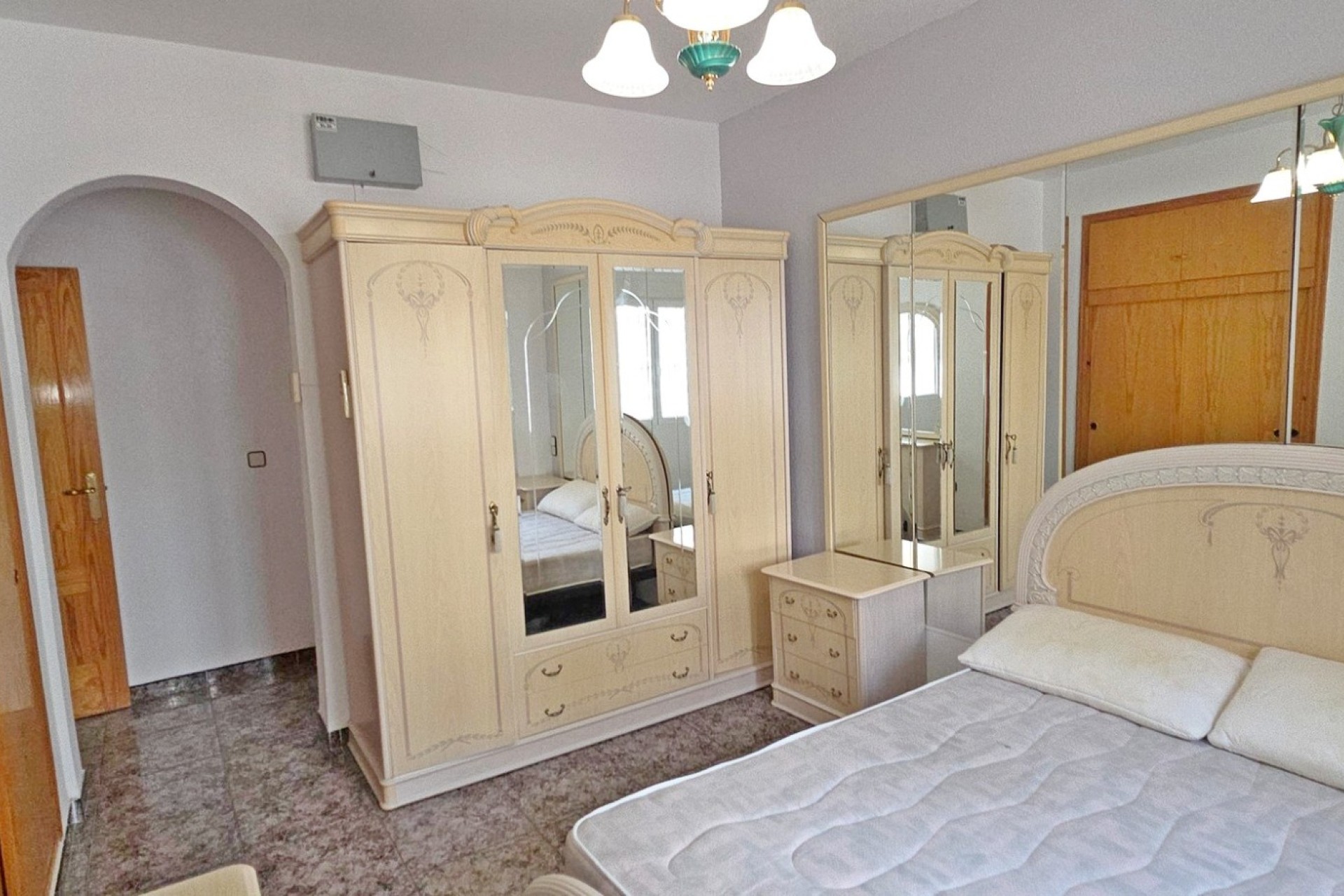 Resale - Villa - Orihuela Costa - Villamartin area
