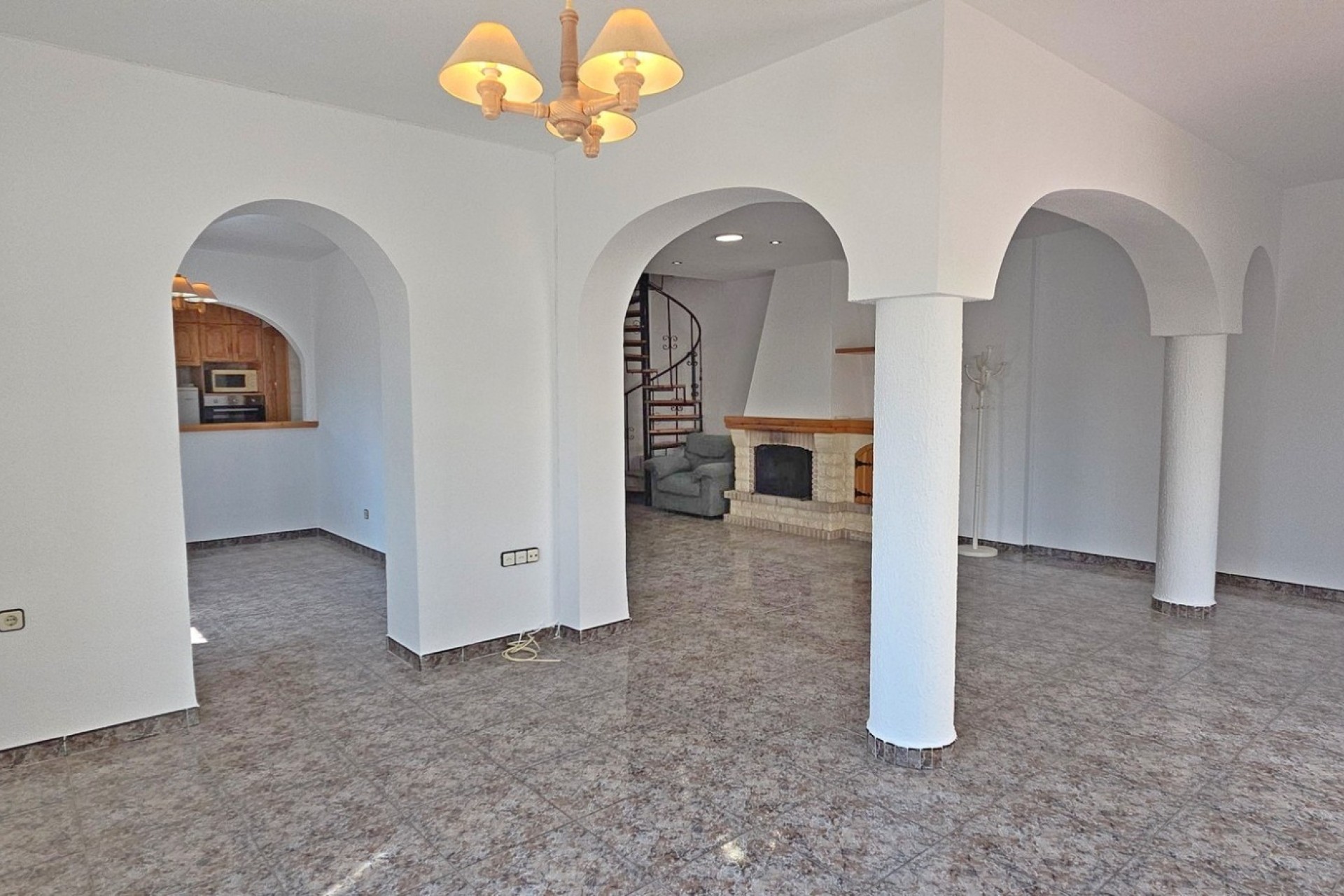 Resale - Villa - Orihuela Costa - Villamartin area