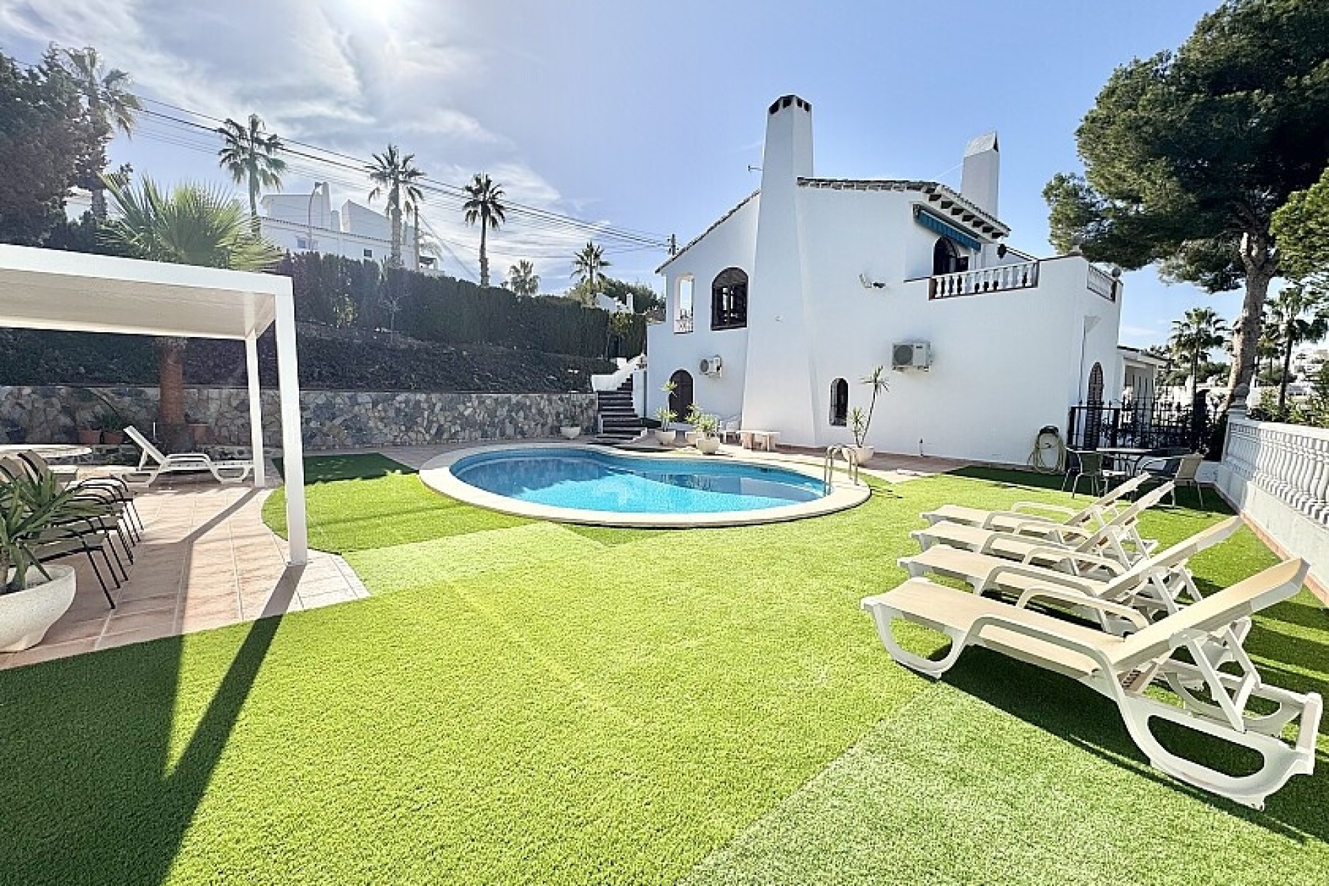 Resale - Villa - Orihuela Costa - Villamartín