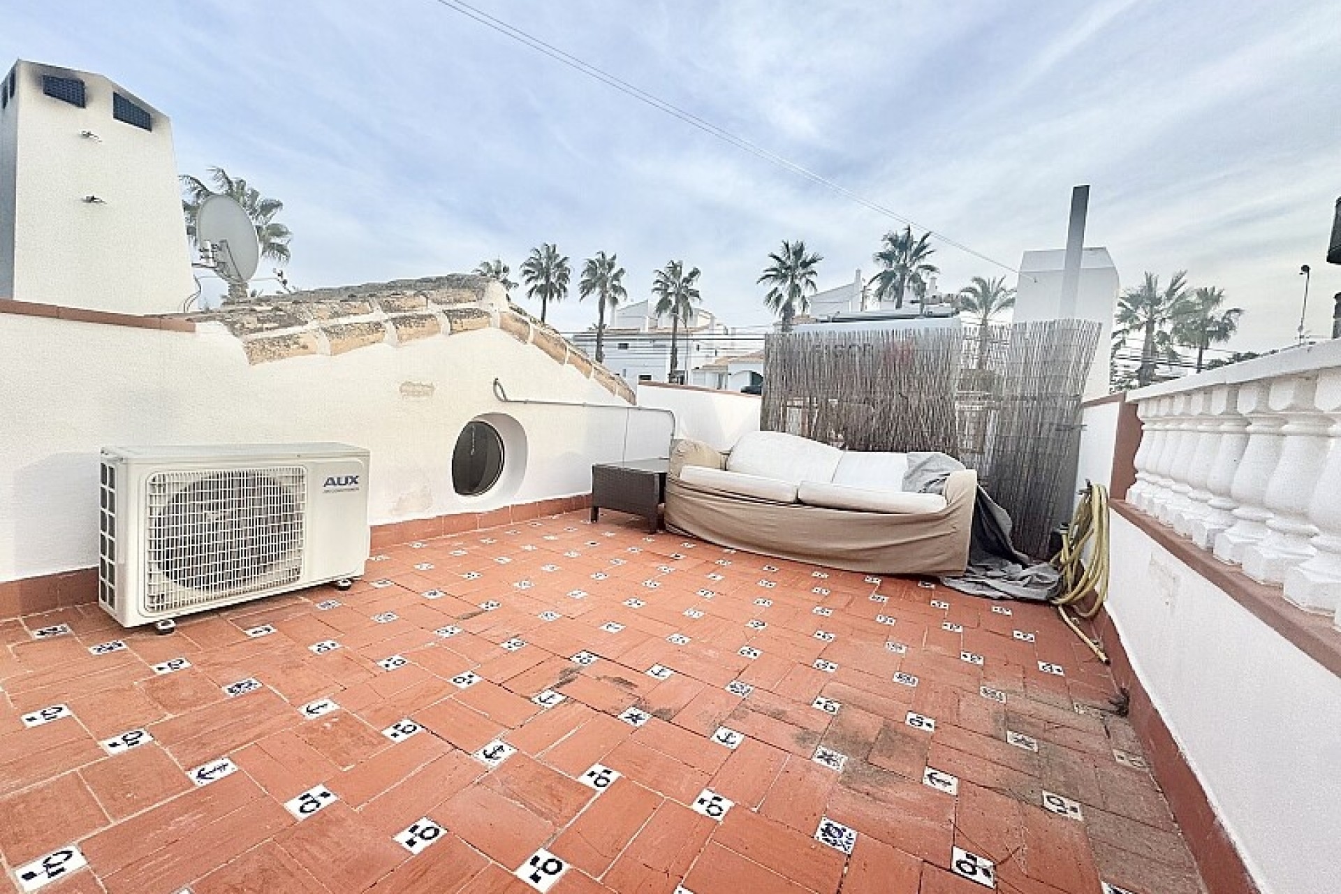 Resale - Villa - Orihuela Costa - Villamartín