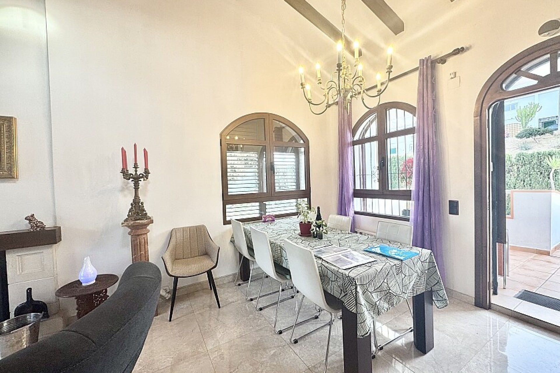 Resale - Villa - Orihuela Costa - Villamartín