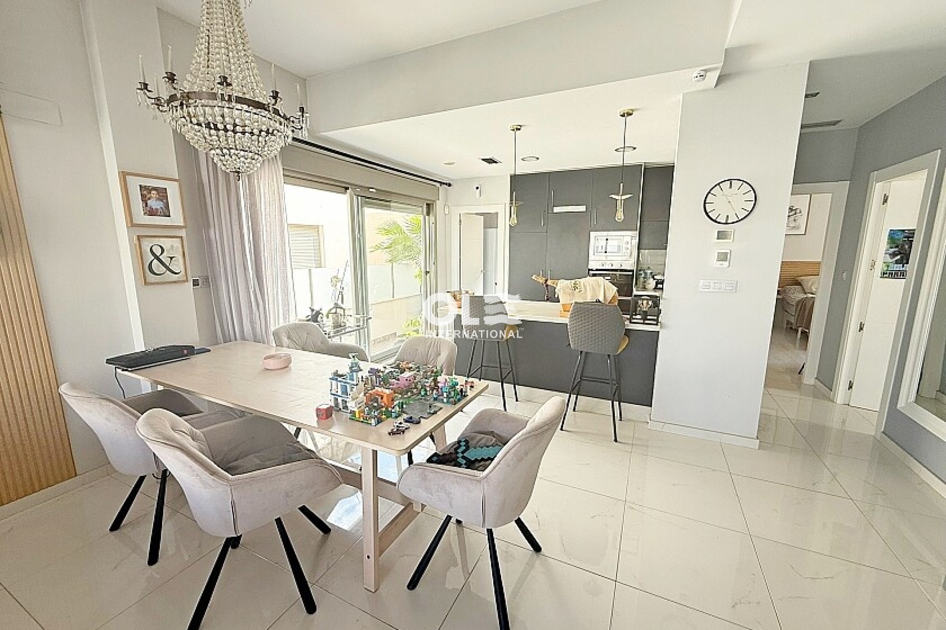 Resale - Villa - Orihuela Costa - Villamartín