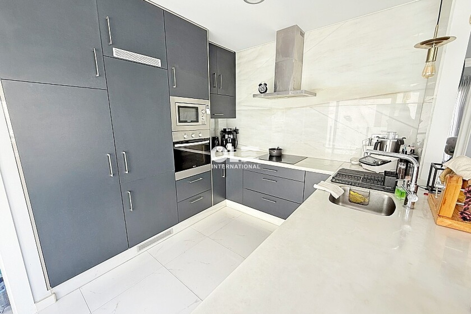 Resale - Villa - Orihuela Costa - Villamartín
