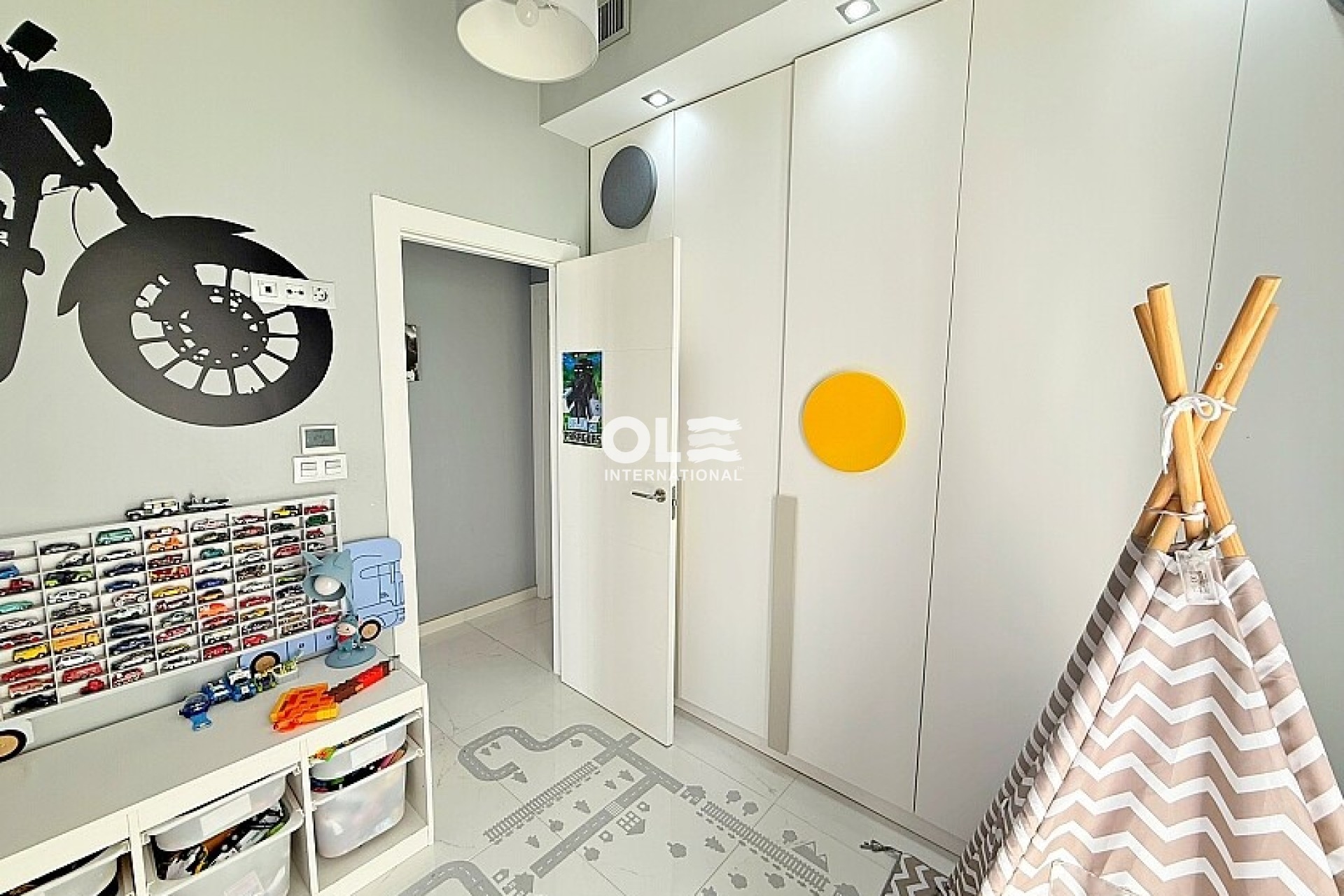 Resale - Villa - Orihuela Costa - Villamartín