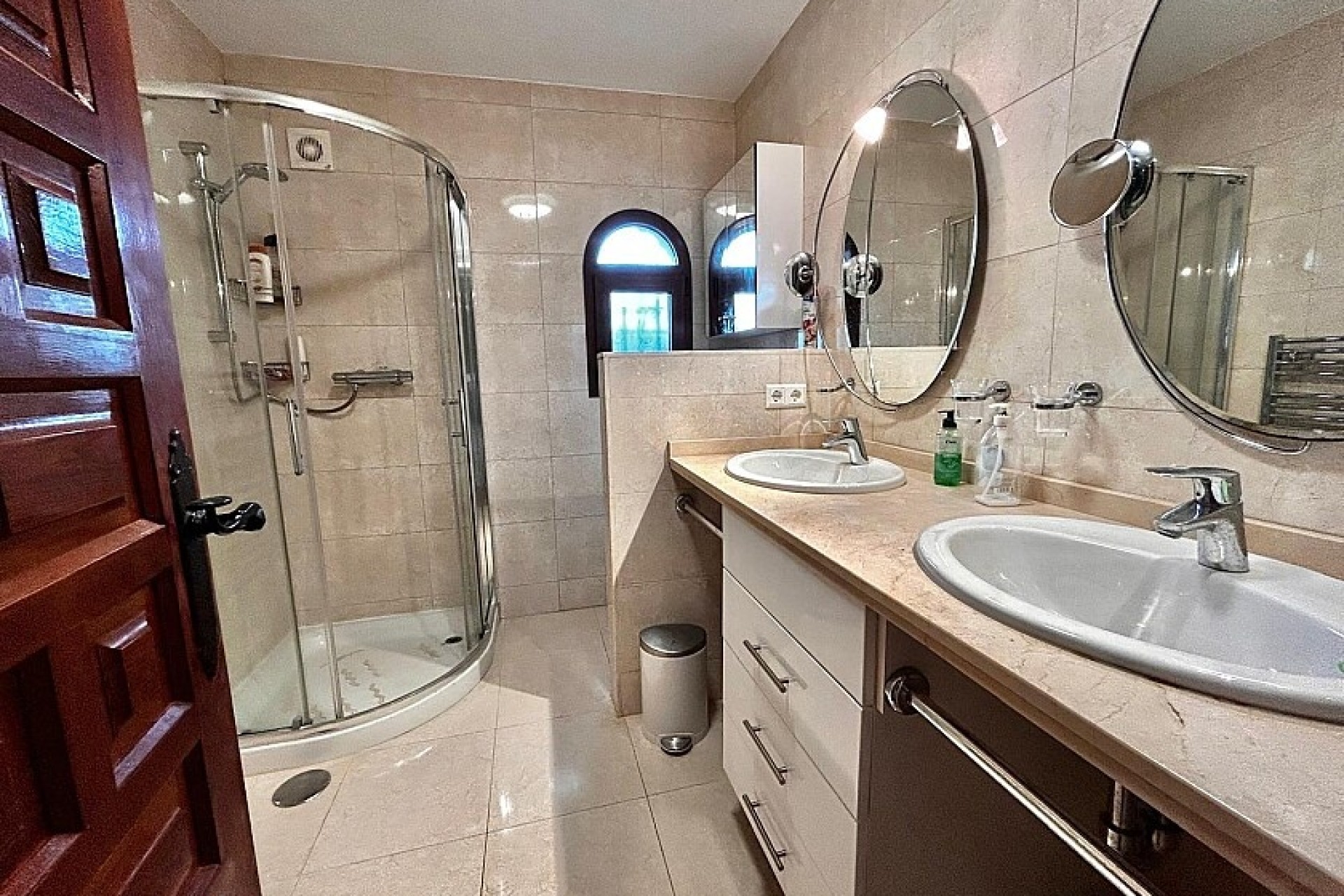 Resale - Villa - Orihuela Costa - Villamartín