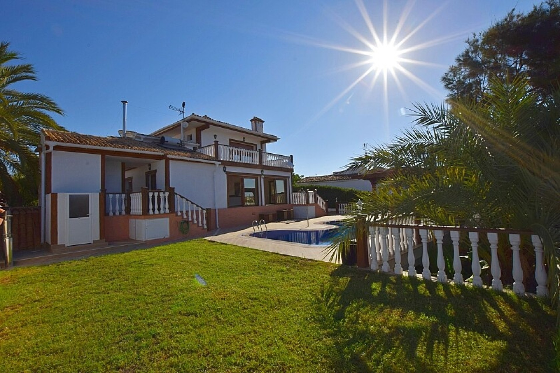 Resale - Villa - Orihuela Costa