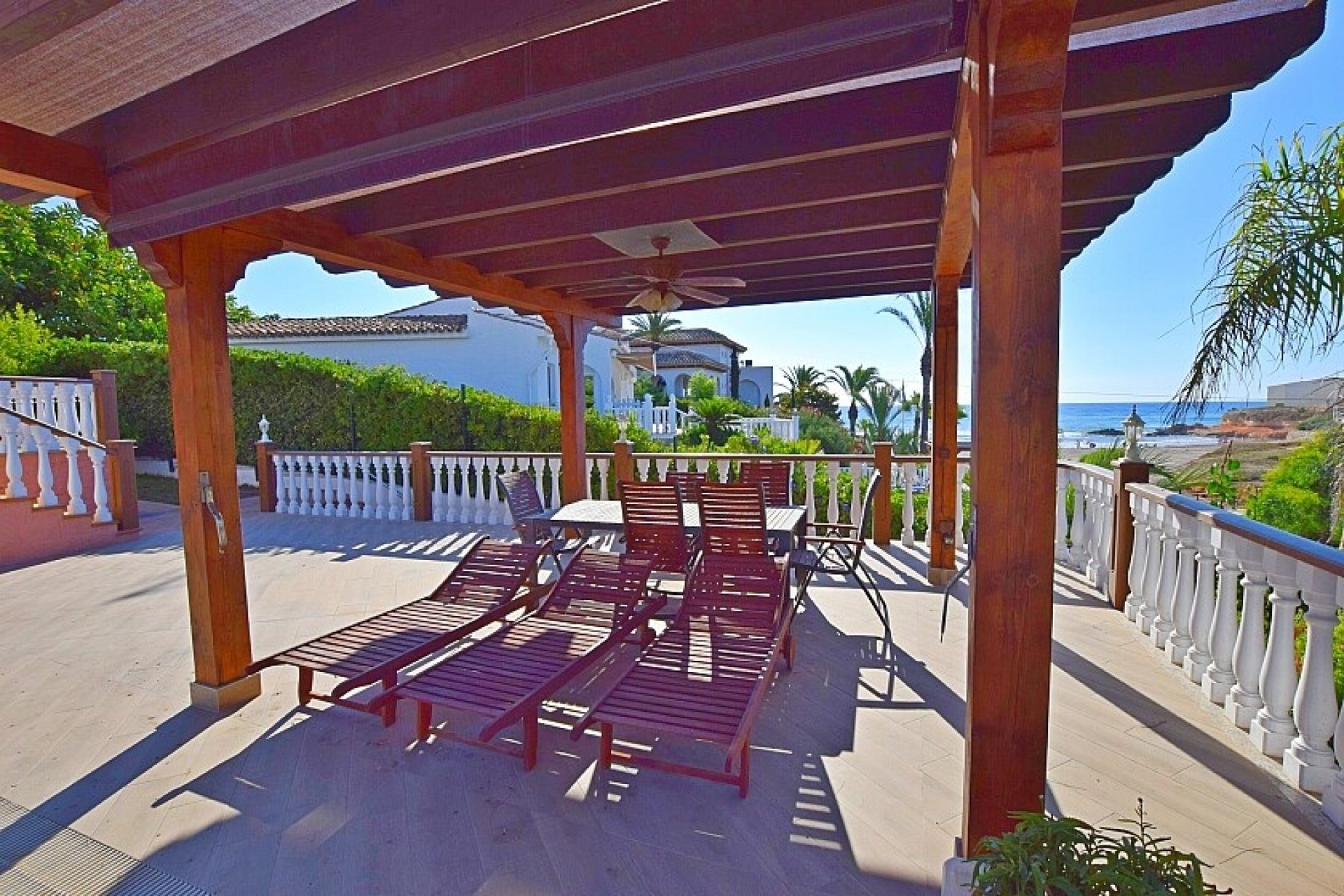 Resale - Villa - Orihuela Costa