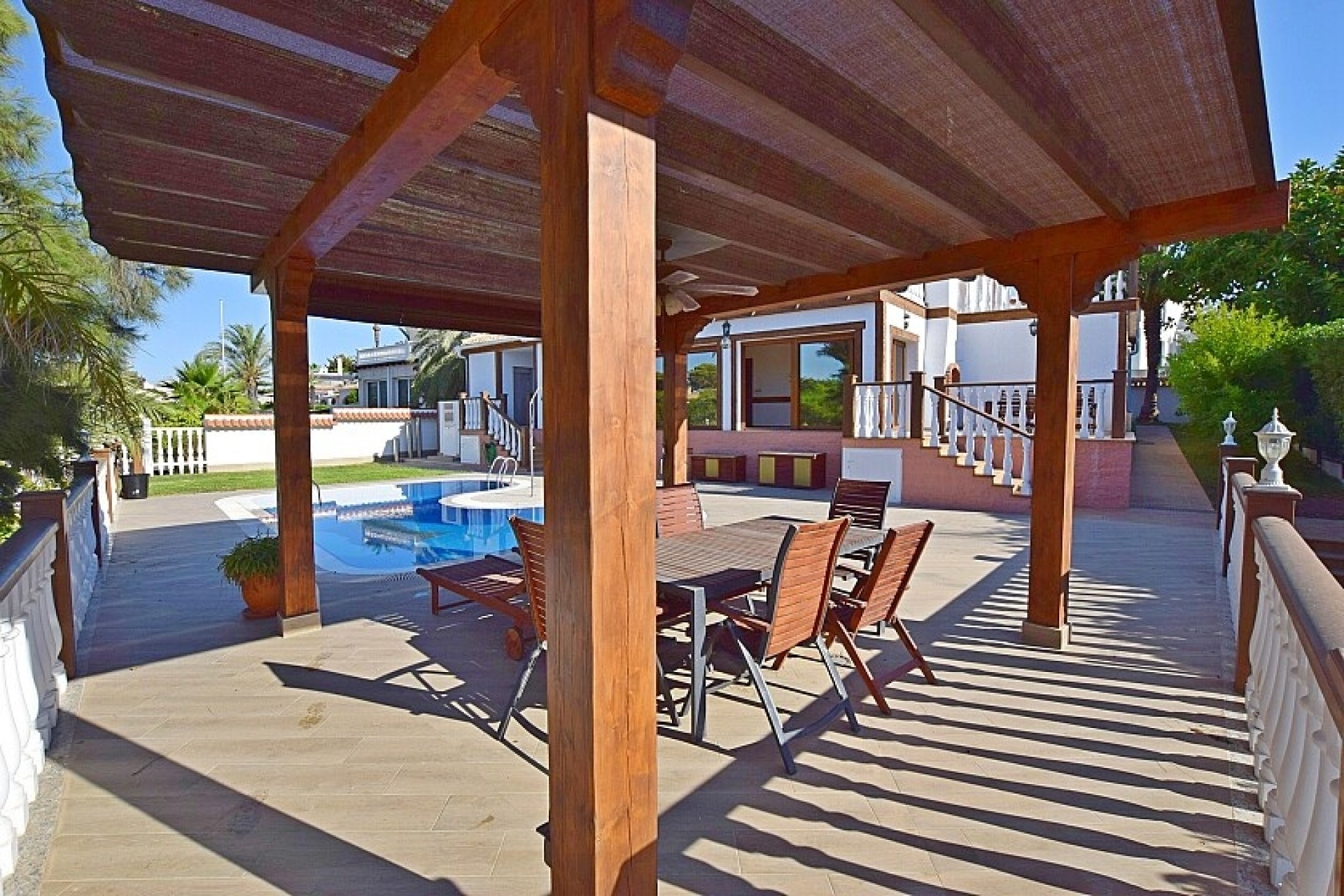 Resale - Villa - Orihuela Costa
