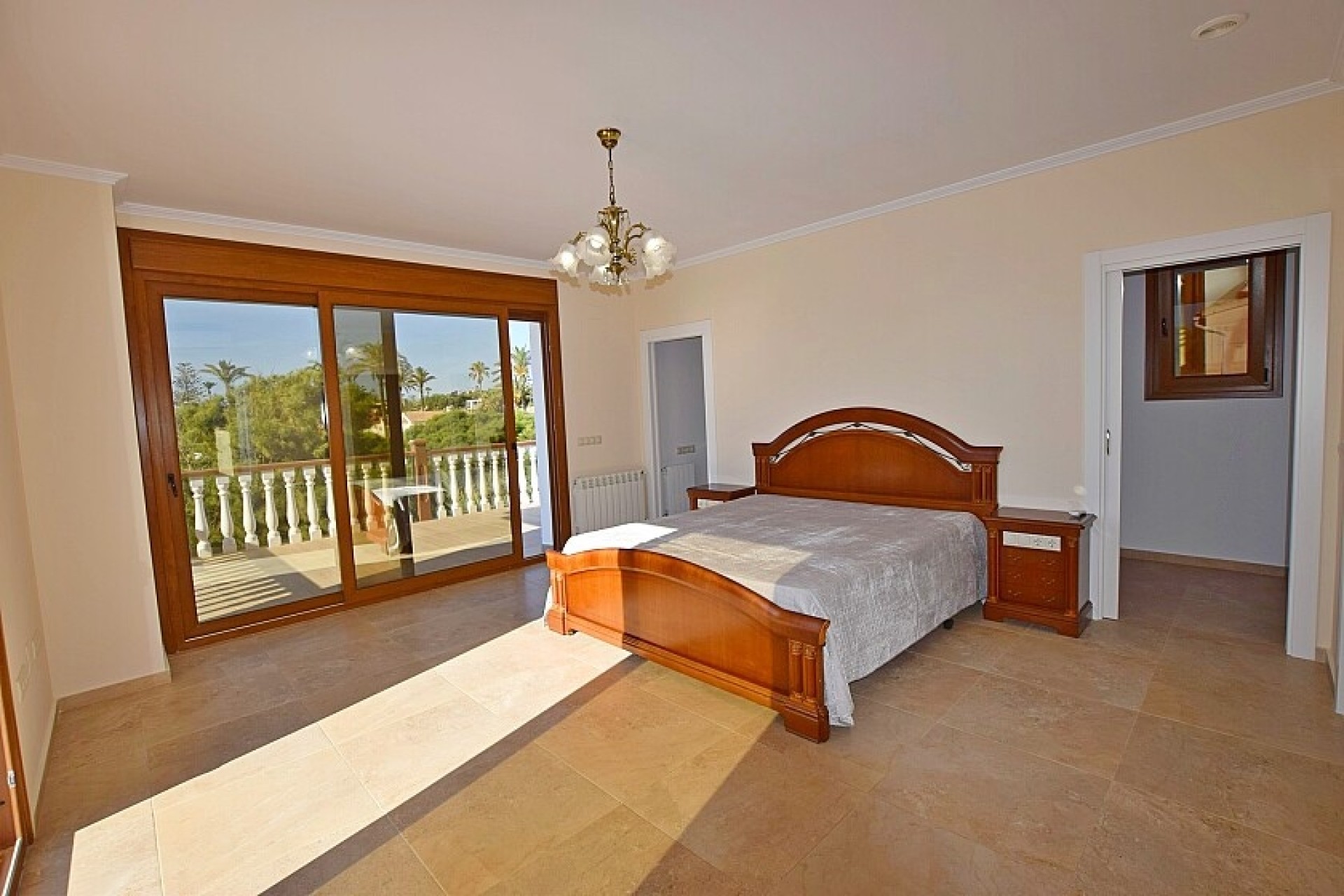 Resale - Villa - Orihuela Costa