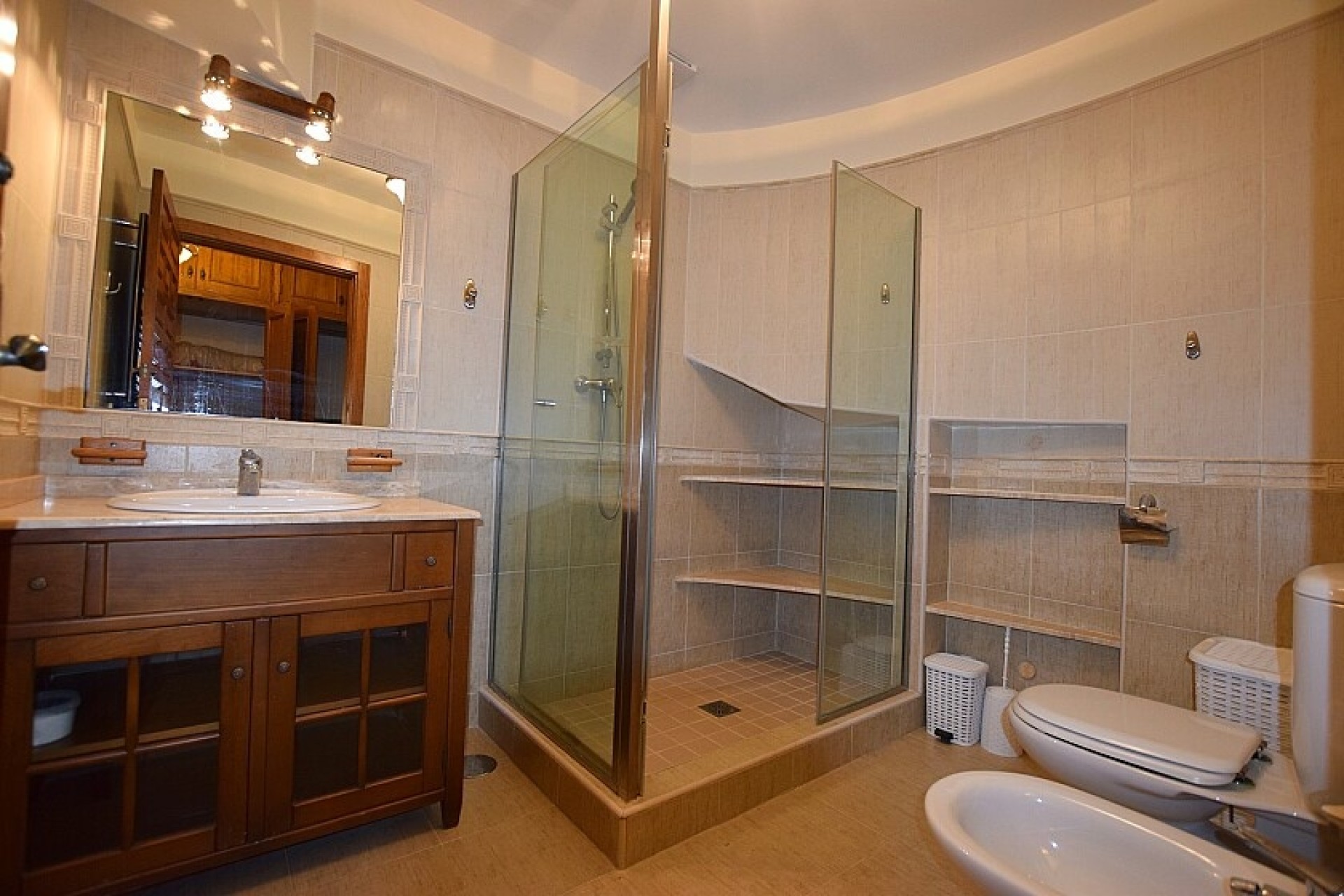 Resale - Villa - Orihuela Costa