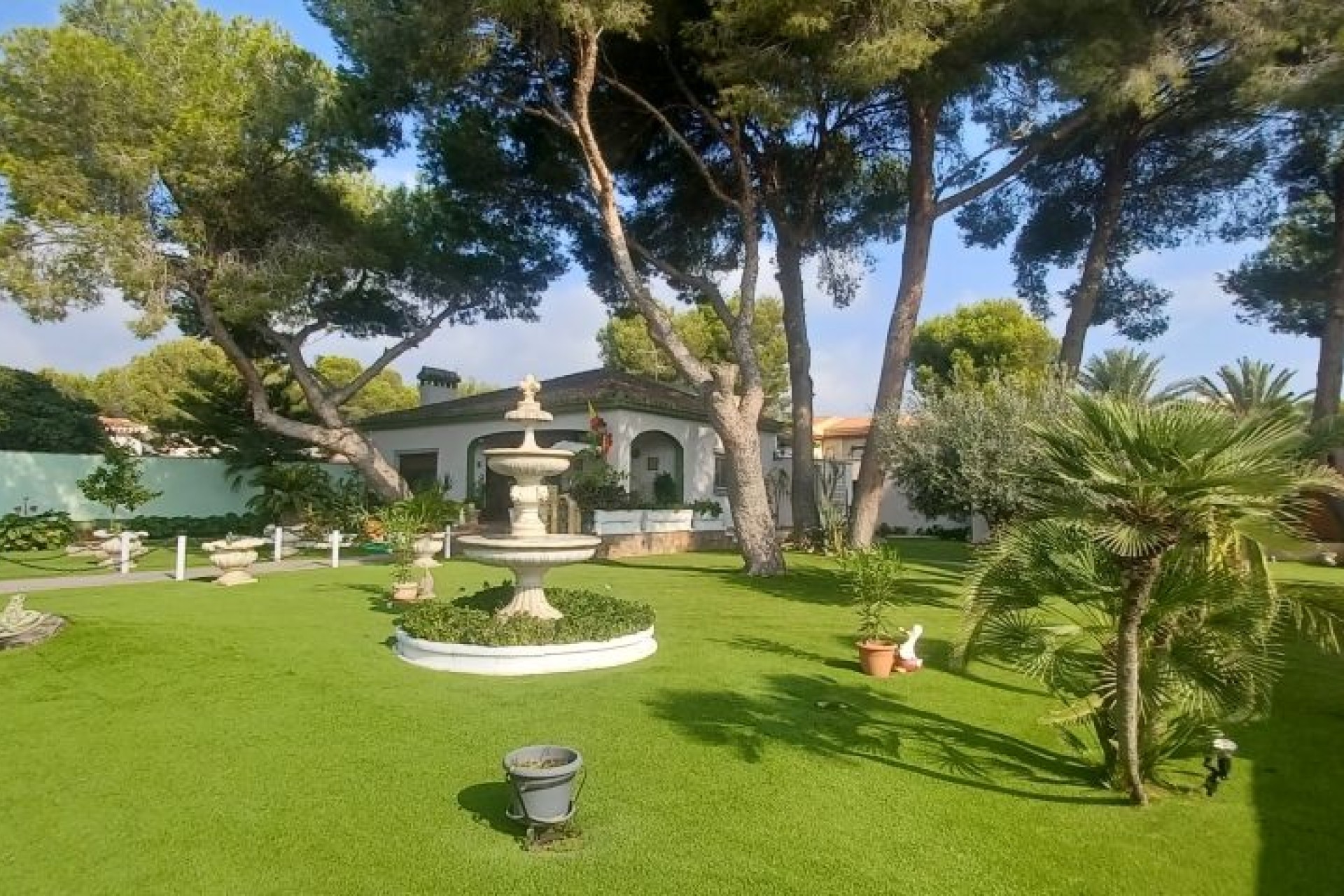 Resale - Villa - Orihuela Costa