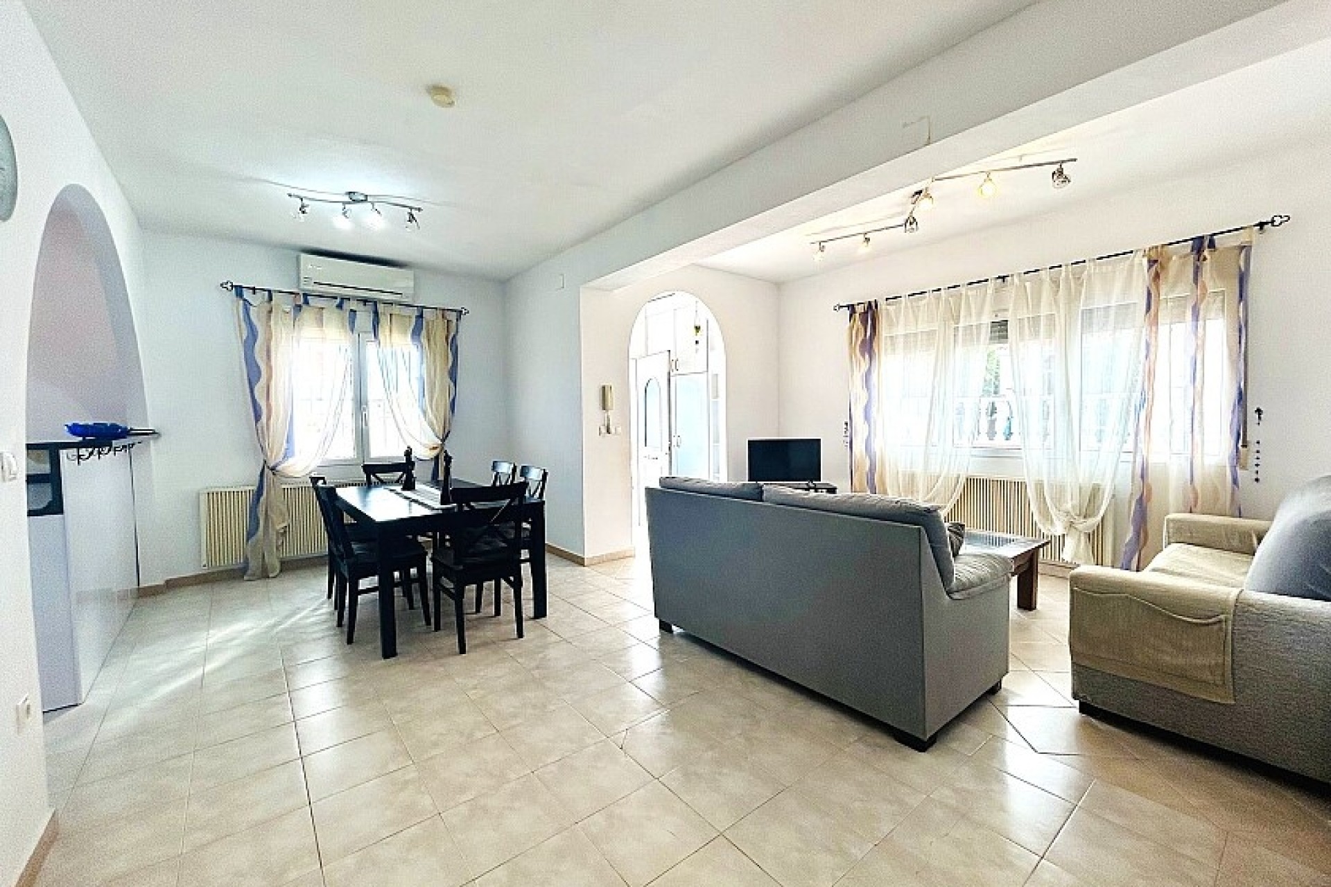 Resale - Villa - Orihuela - Las Filipinas