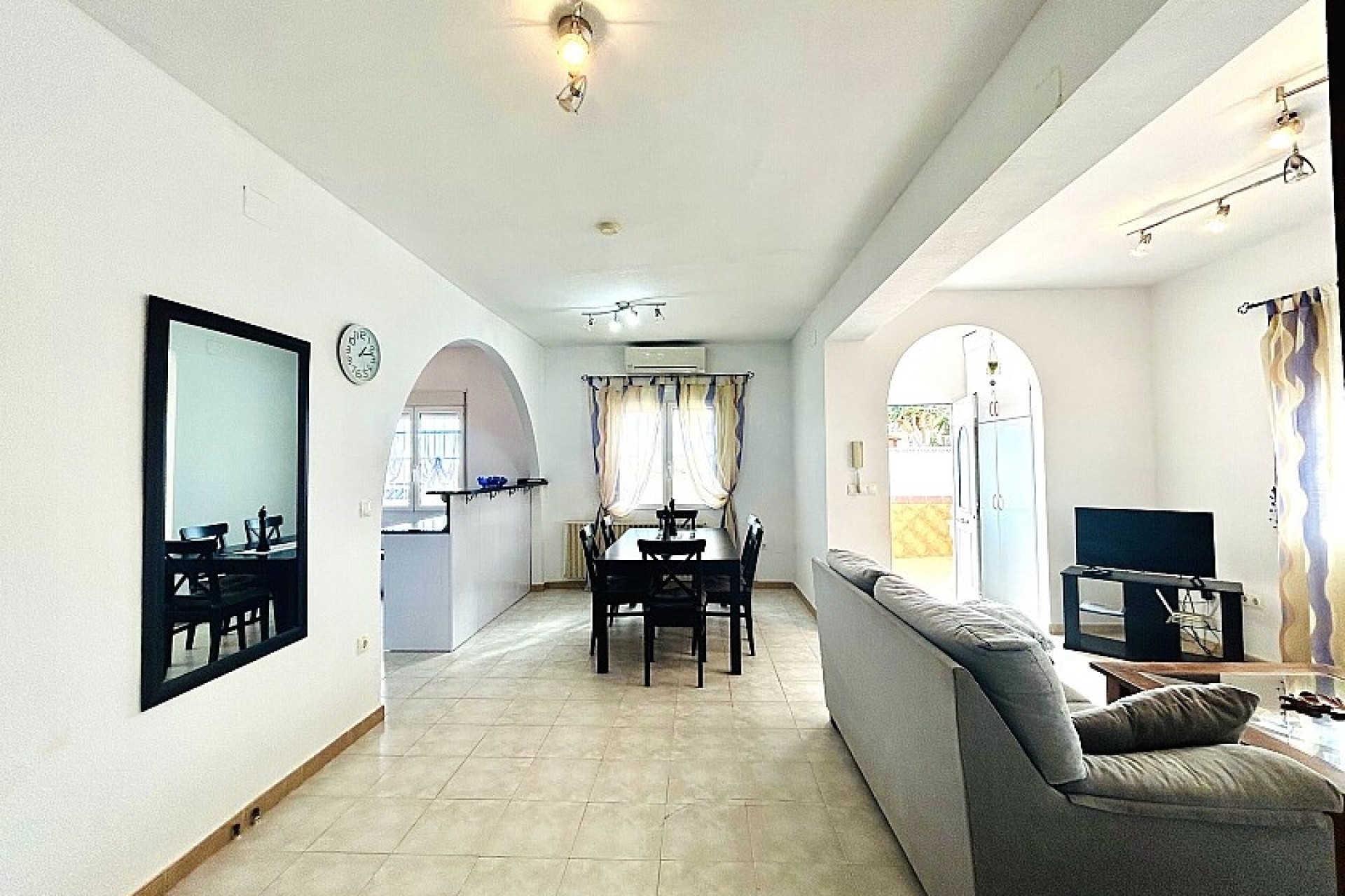 Resale - Villa - Orihuela - Las Filipinas