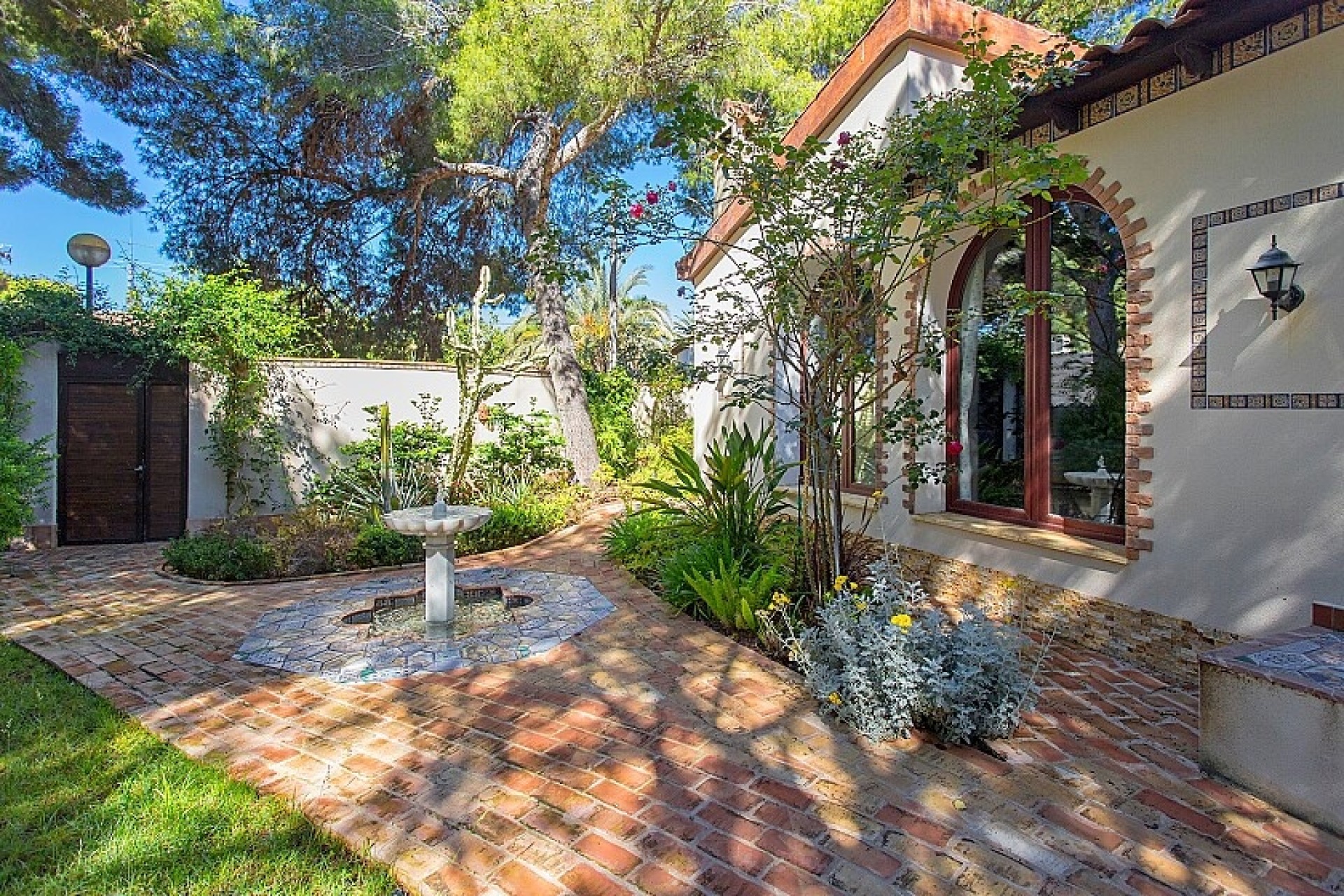Resale - Villa - Punta Prima