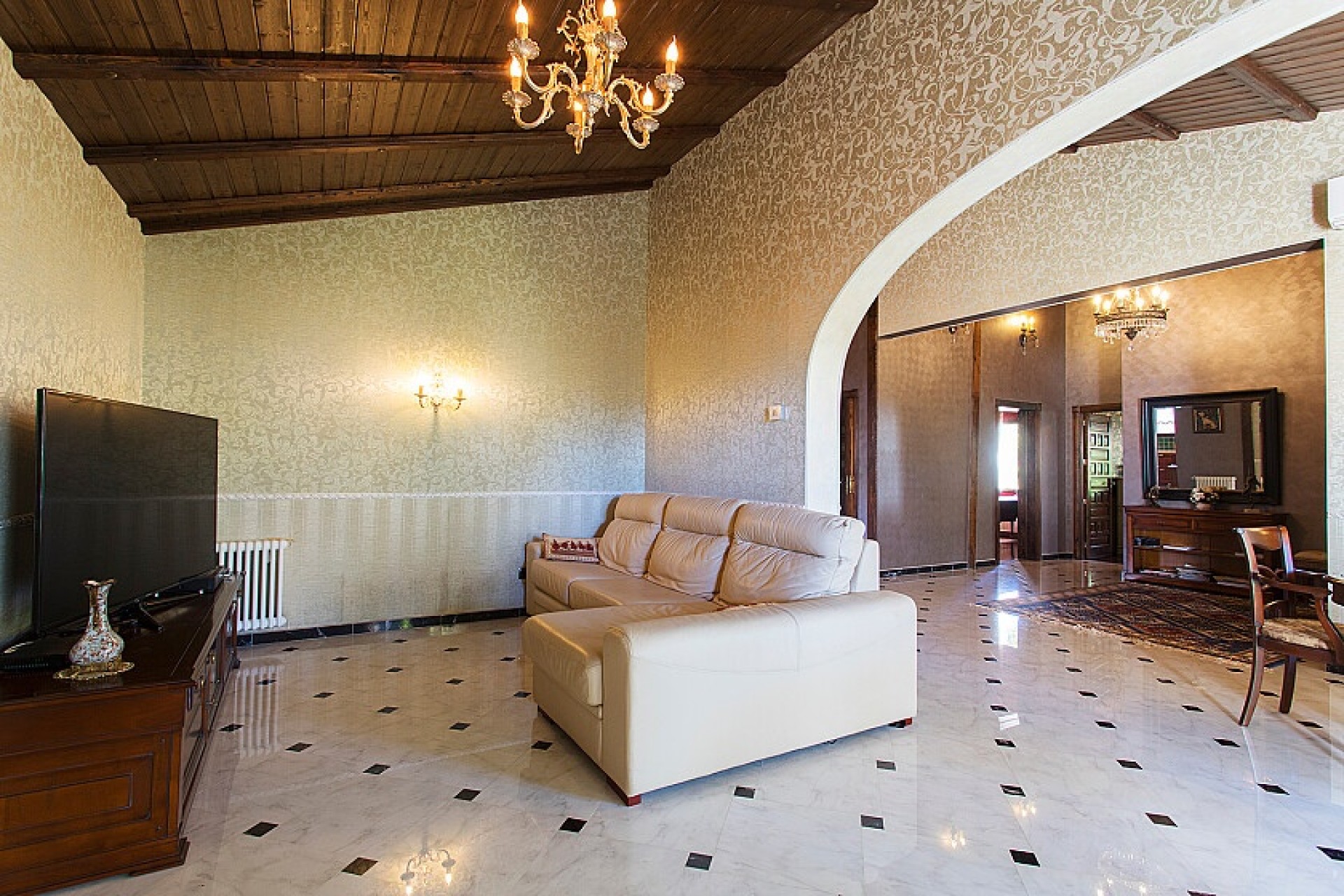Resale - Villa - Punta Prima