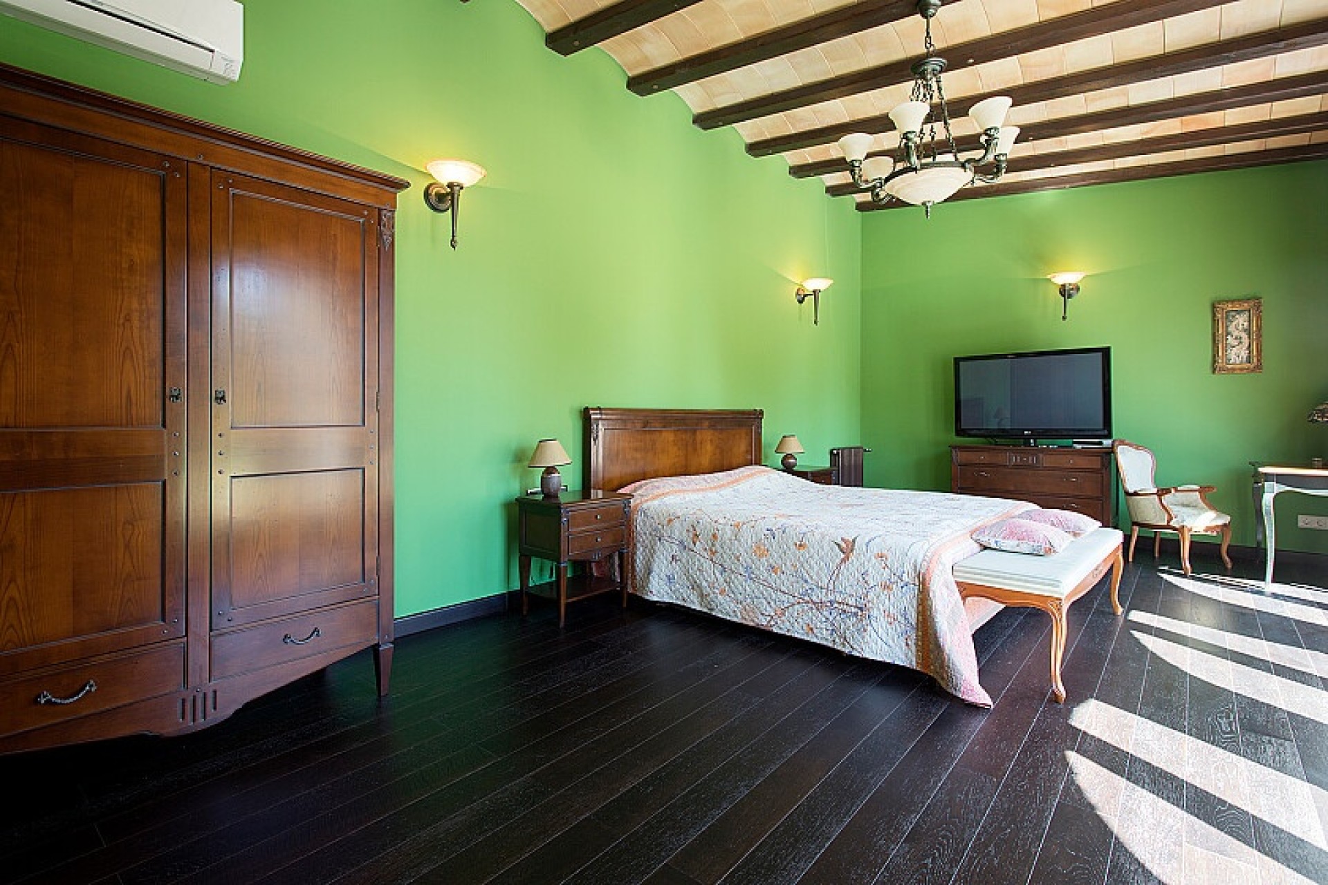 Resale - Villa - Punta Prima