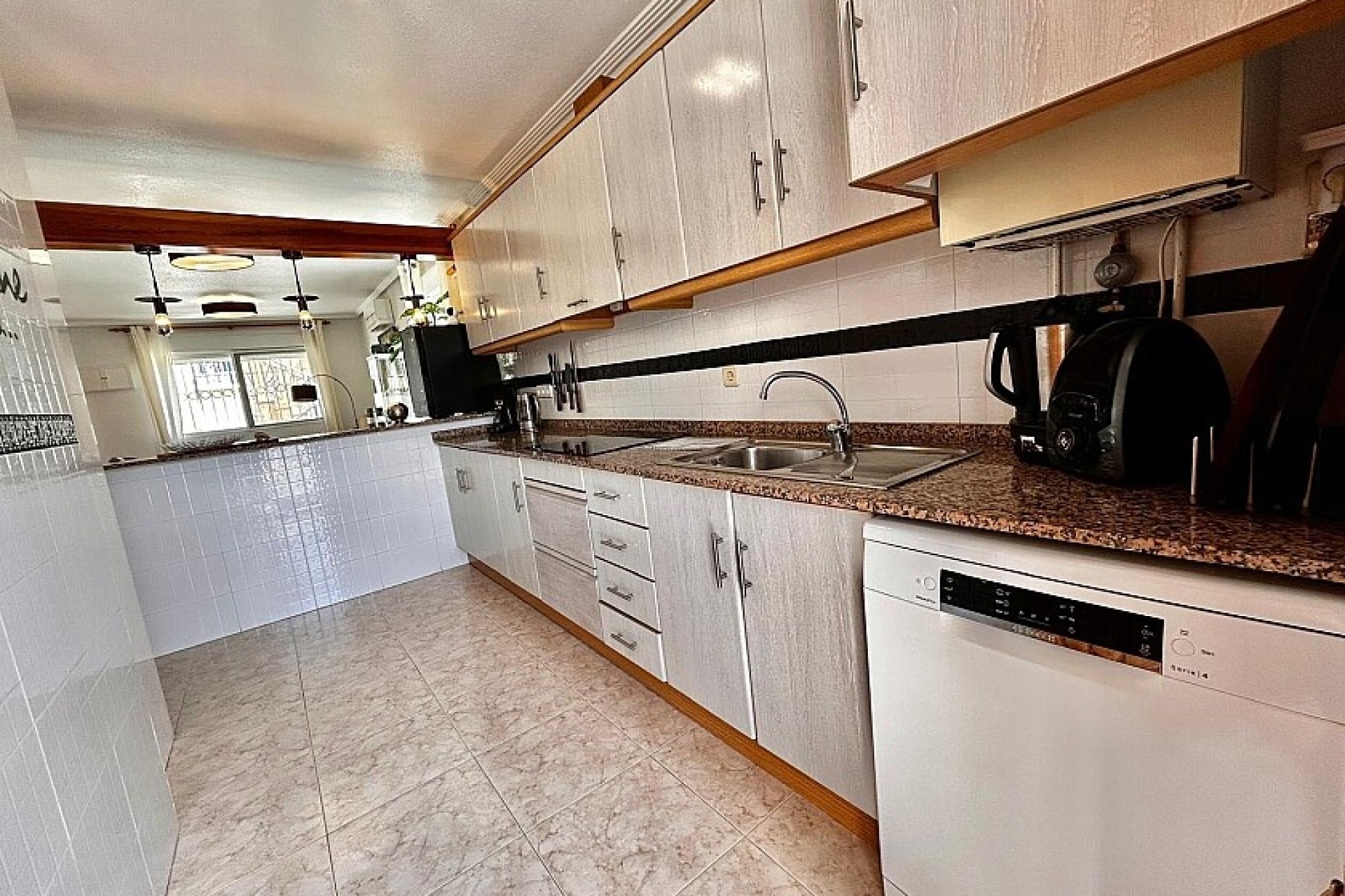 Resale - Villa - Torrevieja - Los Altos