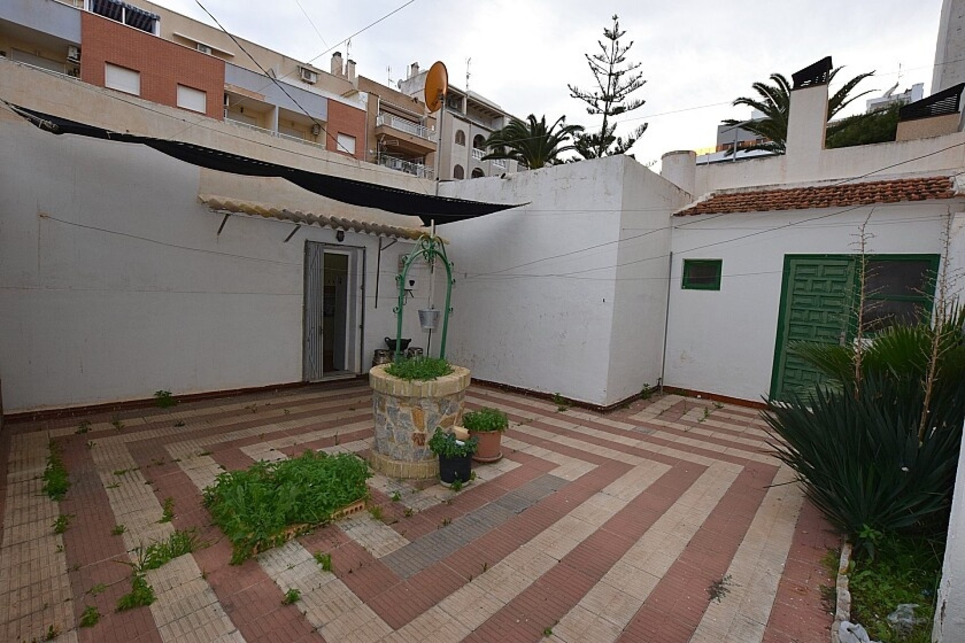 Resale - Villa - Torrevieja - Playa del Cura