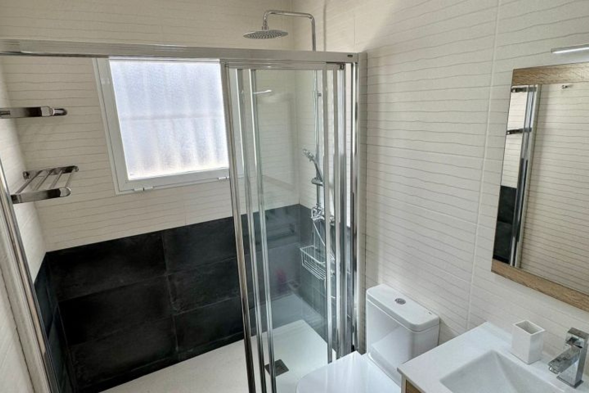 Resale - Villa - Torrevieja