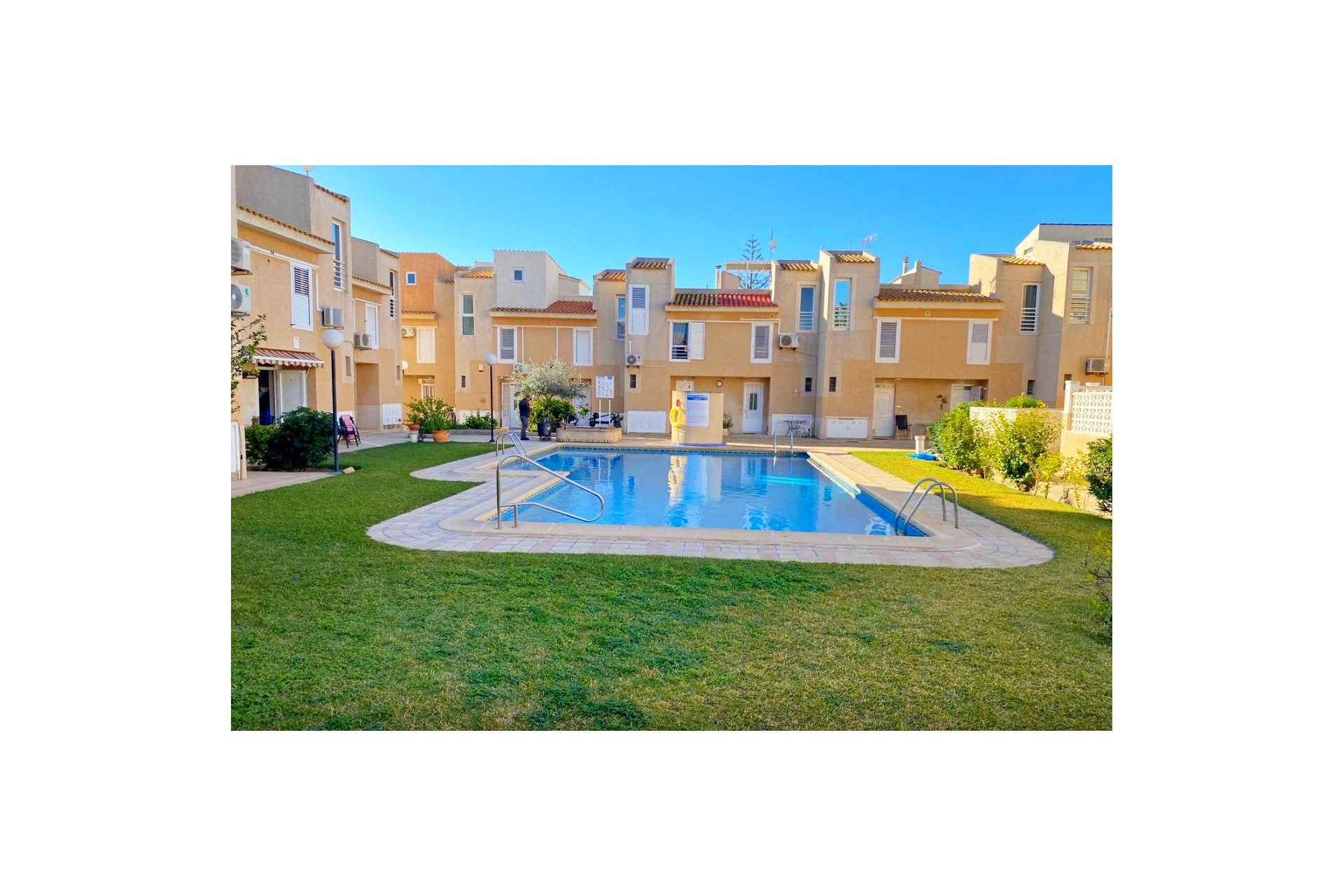 Reventa - Adosado - Torrevieja - Calas - norte ciudad