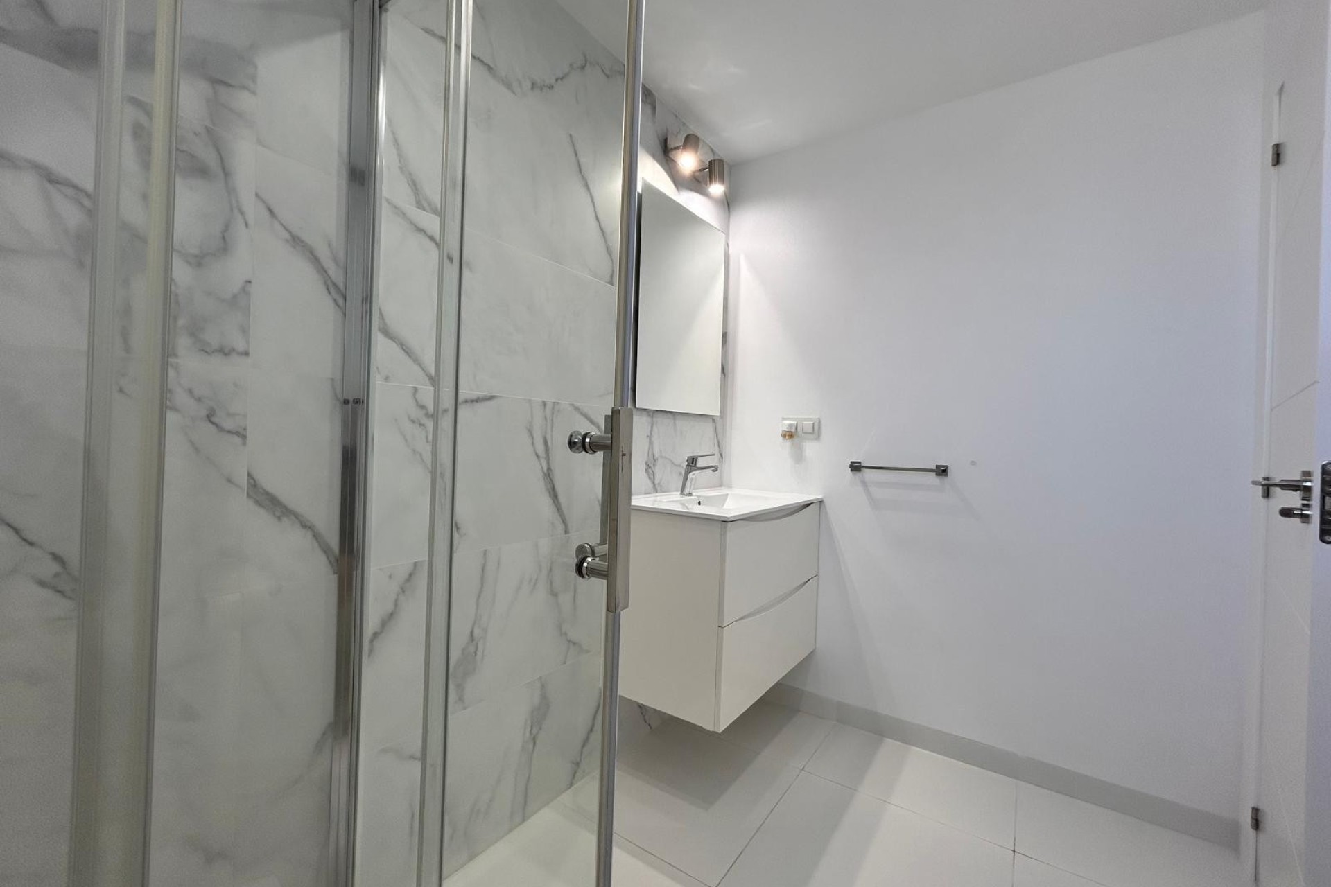 Reventa - Apartment - San Miguel de Salinas