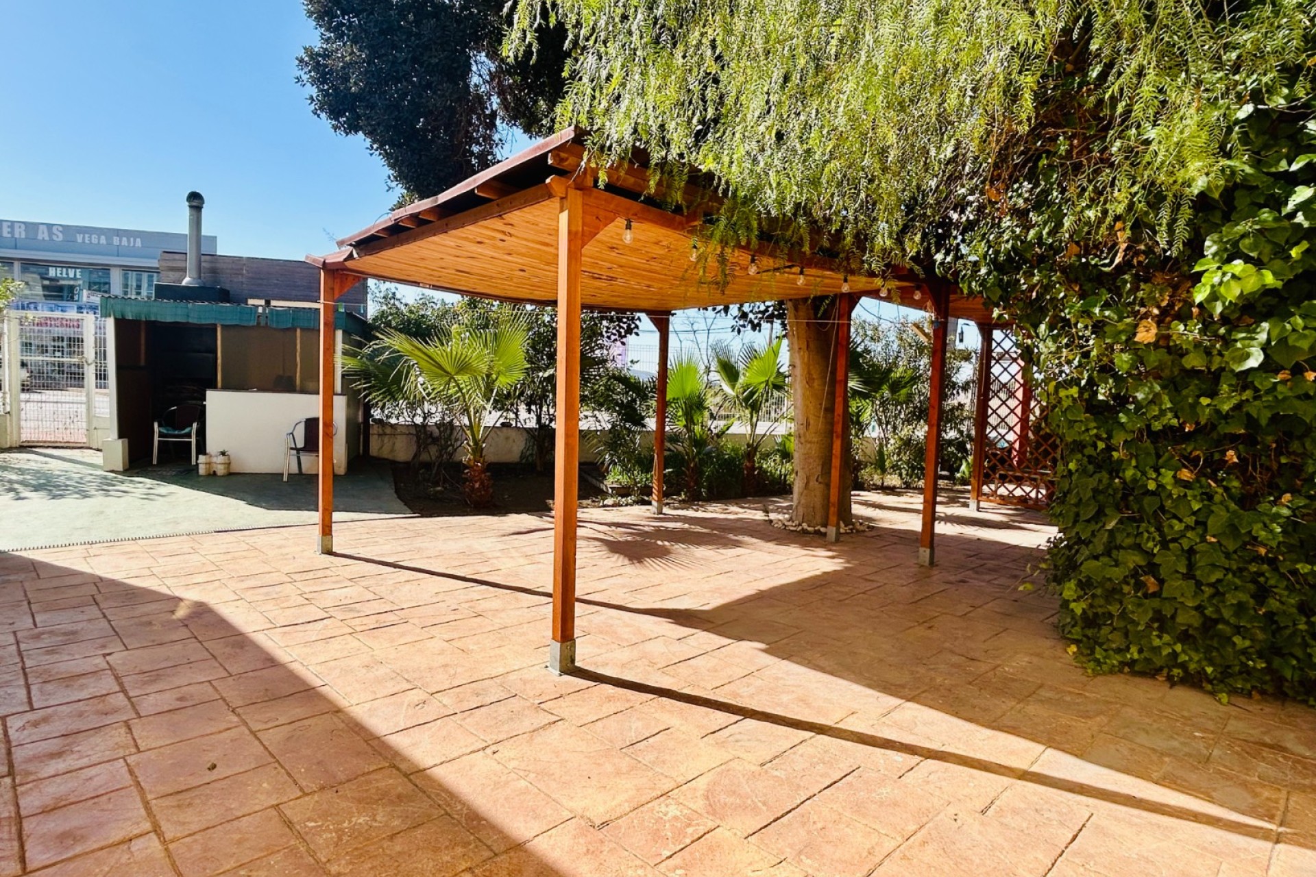 Reventa - Comercial - Daya Nueva - Pueblo