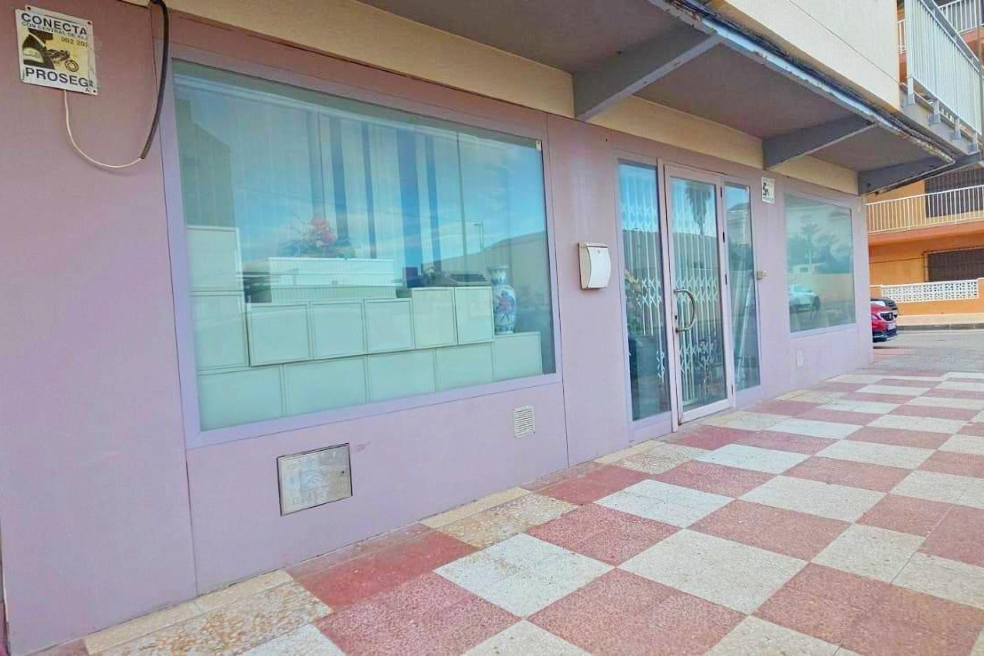 Reventa - Comercial - Torrevieja - Calas - norte ciudad