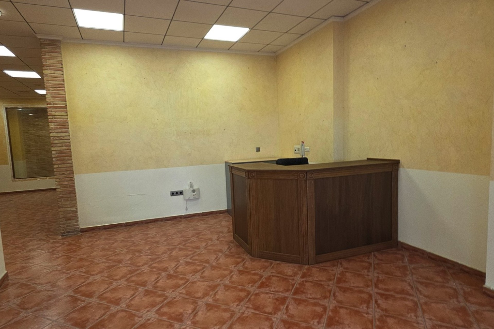 Reventa - Comercial - Torrevieja - Centro