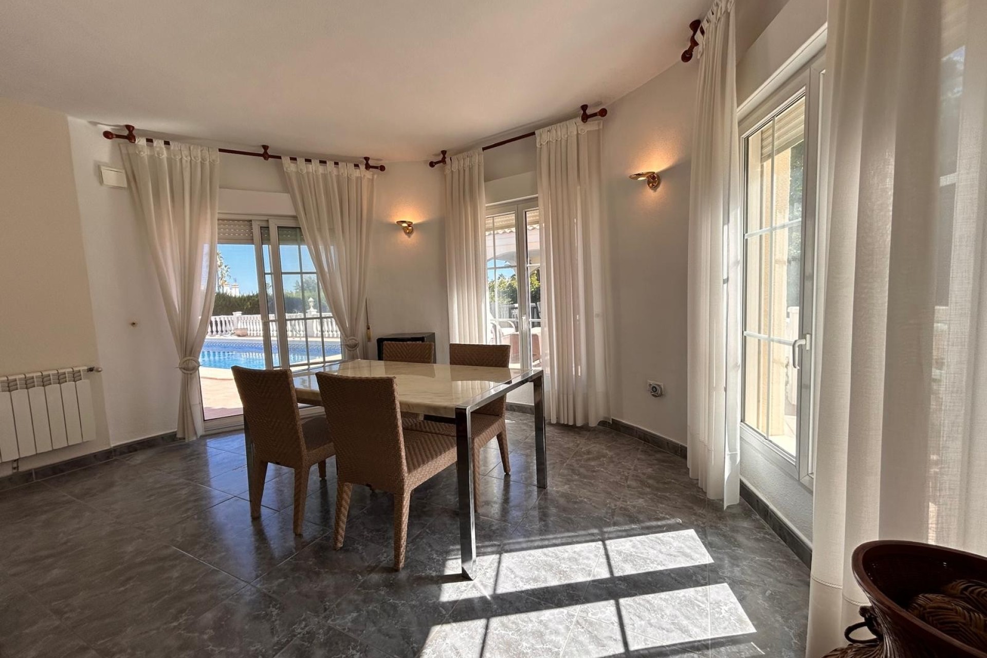 Reventa - Villa - Villamartin