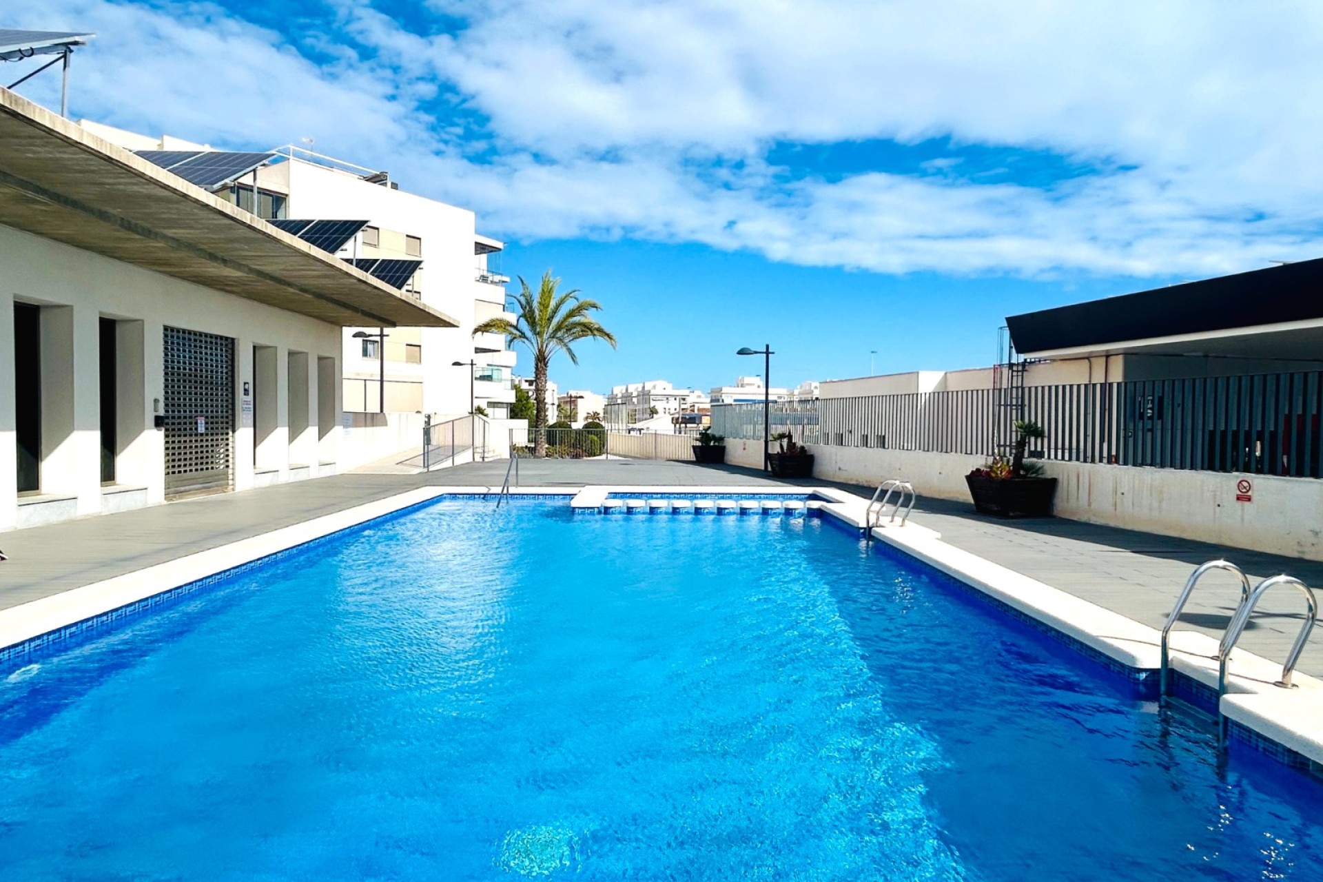 Revente - Apartment - Orihuela Costa - Villamartin area