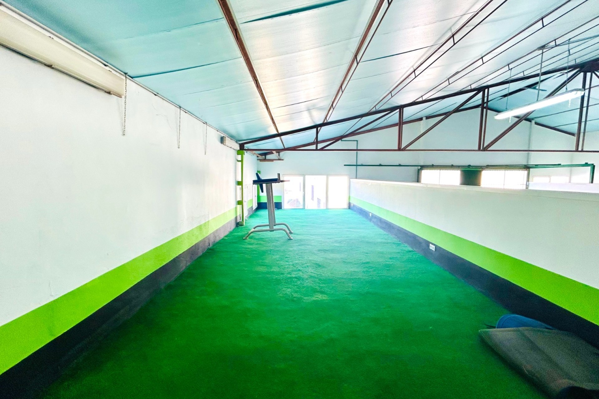 Revente - Commercial - Daya Nueva - Pueblo