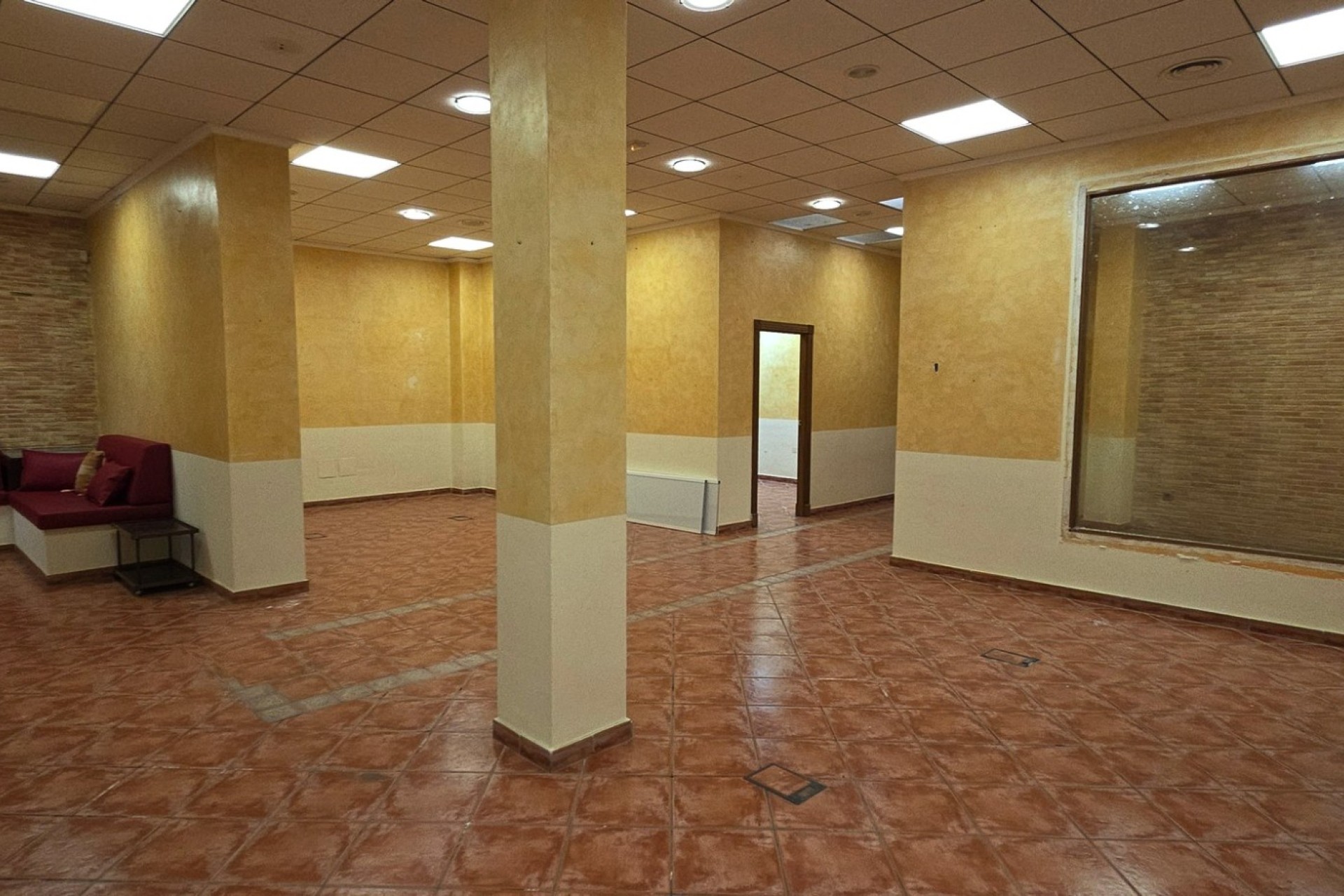 Revente - Commercial - Torrevieja - Centro