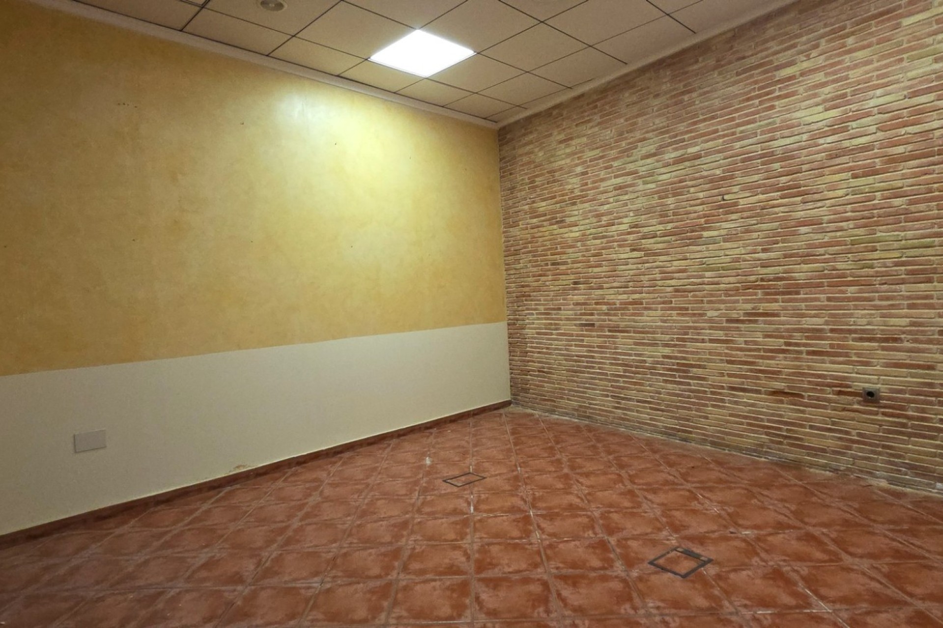 Revente - Commercial - Torrevieja - Centro