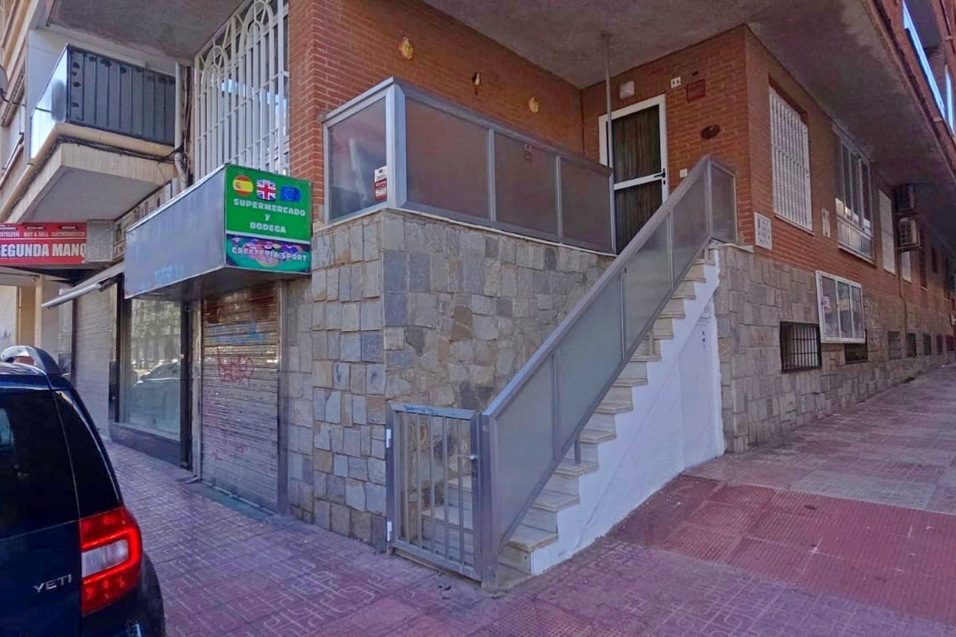 Revente - Commercial - Torrevieja - Playa del Acequión