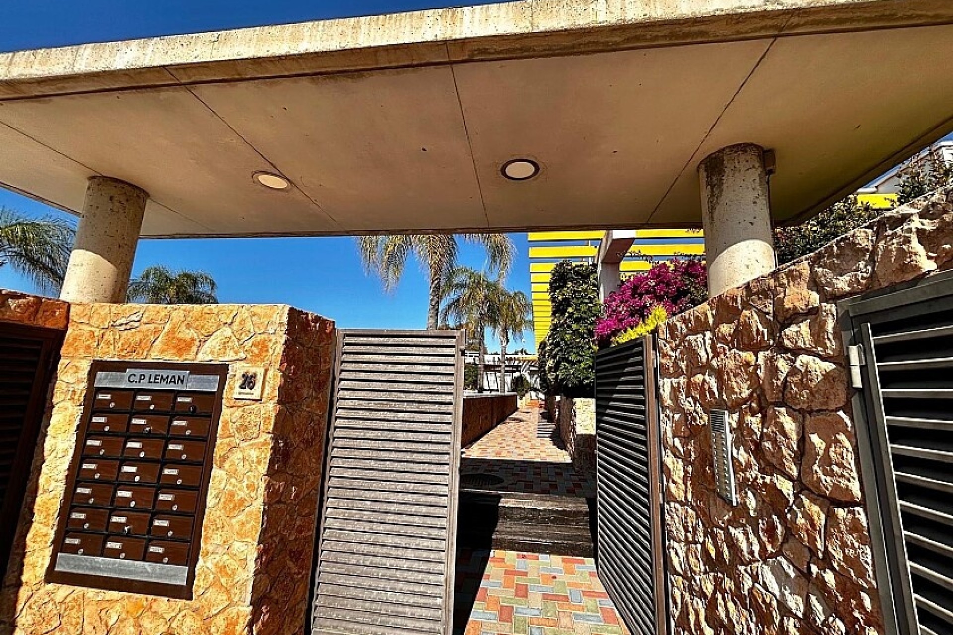 Revente - Semidetached villa - Mil Palmeras