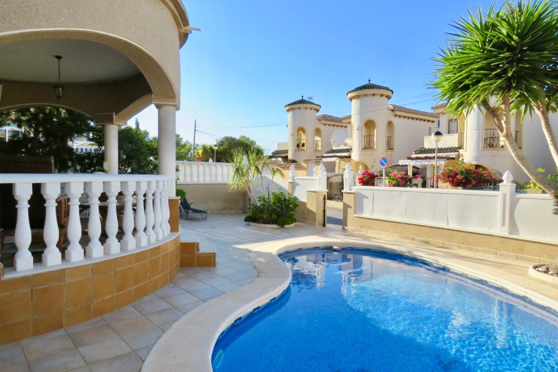 Revente - Villa - Orihuela Costa - Las Filipinas