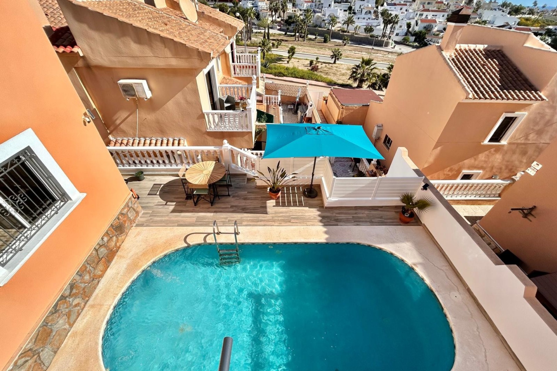 Revente - Villa - Orihuela Costa - Villamartin area