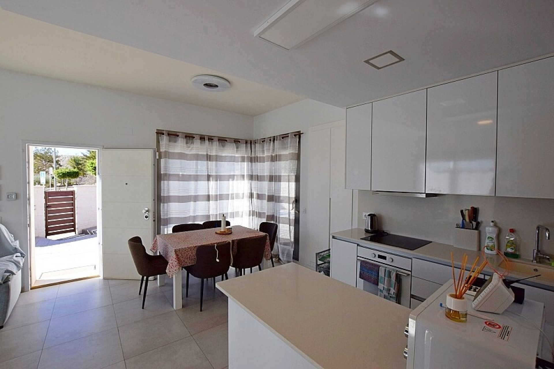 Revente - Villa - San Miguel de Salinas