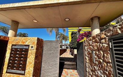 Semidetached villa - Reventa - Mil Palmeras - 136670