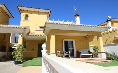 Villa - Herverkoop - Orihuela Costa - La Zenia