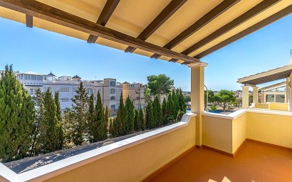 Villa - Herverkoop - Orihuela Costa - Villamartin area