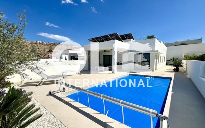 Villa - New Build - Benijofar - Pueblo