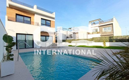 Villa - New Build - Benijofar - Pueblo