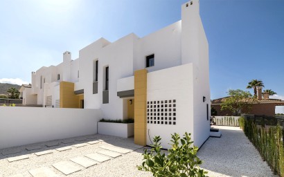 Villa - Nowy budynek - Busot, zona Bonalba Golf (Alicante) - Spain