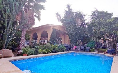 Villa - Odsprzedaż - Torrevieja - Calas - norte ciudad