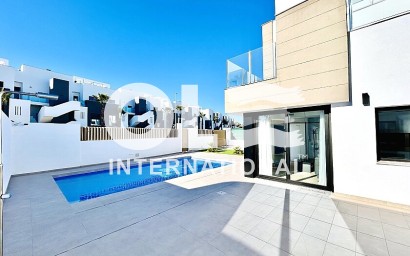 Villa - Перепродажа - Guardamar del Segura - El Raso