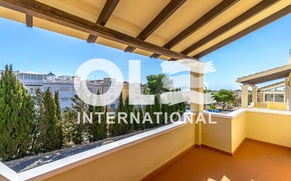 Villa - Перепродажа - Orihuela Costa - Villamartin area