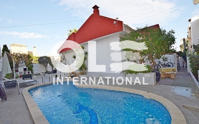 Villa - Перепродажа - Torrevieja - Torrevieja