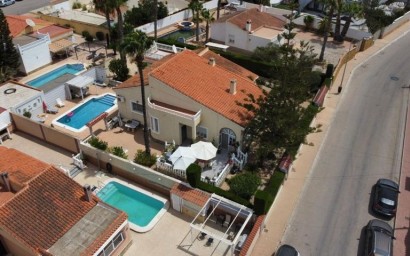 Villa - Resale - Torrevieja - Torrevieja