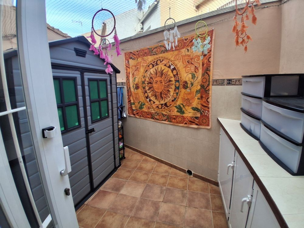 Szeregowiec 2 pokoi 70 m² Torrevieja, Hiszpania